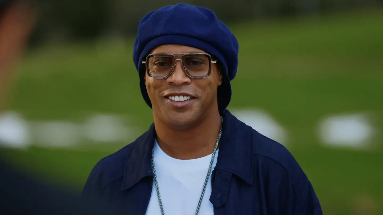 Basket : Ronaldinho candidat au rachat de l’AS Monaco, jusqu’à 10 millions d’euros par saison sur la table