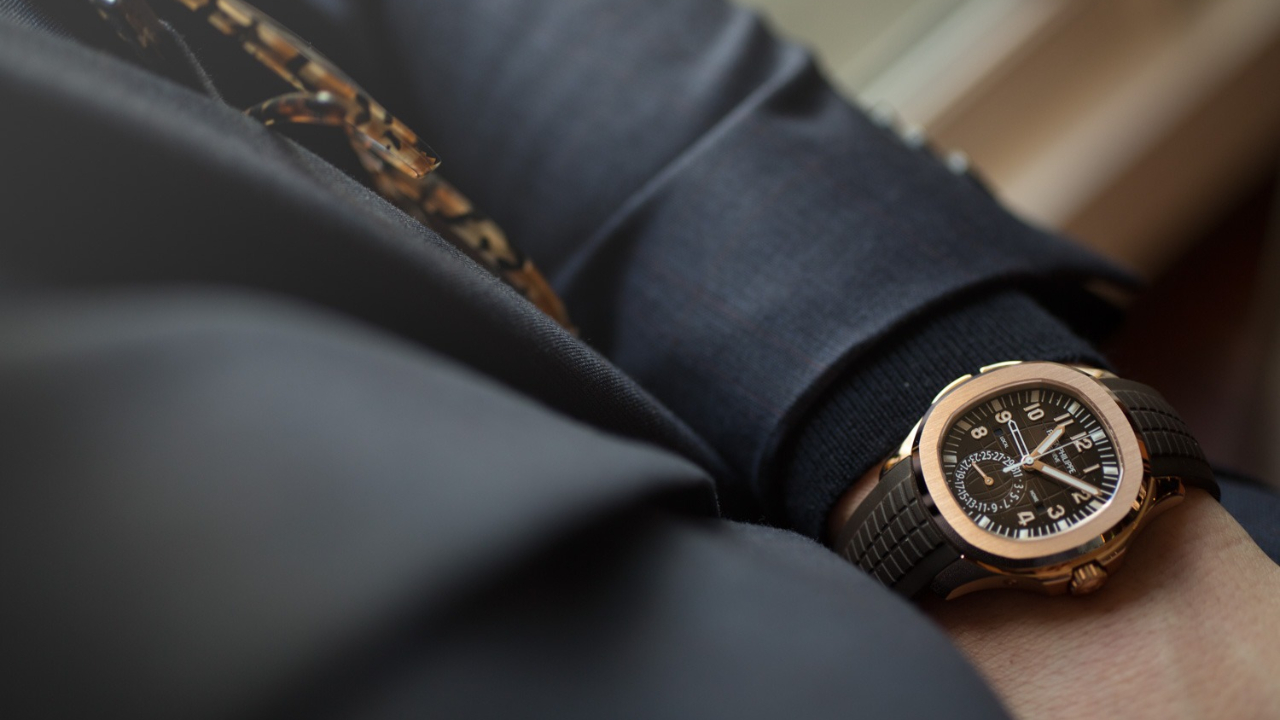 Cannes : deux ans de prison pour avoir arraché une fausse Patek Philippe à 250 euros