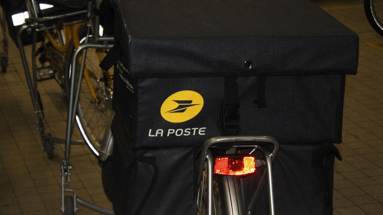 Factrice condamnée près de Nice : trois ans de vols, 316 courriers et colis détournés pour un préjudice de près de 10 000 euros