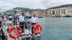 Le NICE VI : la mairie lance son nouveau bateau d&eacute;pollueur &ldquo;derni&egrave;re g&eacute;n&eacute;ration&rdquo;