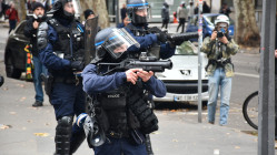 Manifestation du 24 octobre à Nice : 63 interpellations, 56 gardes à vue et trois blessés légers Manifestation du 24 octobre à Nice : 63 interpellations, 56 gardes à vue et trois blessés légers