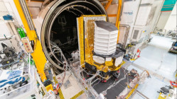 Satellite de la mission Euclid : de Cannes à l'espace