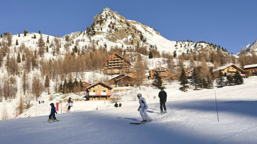 Neige abondante : les stations des Alpes-Maritimes signent un d&eacute;but de saison historique