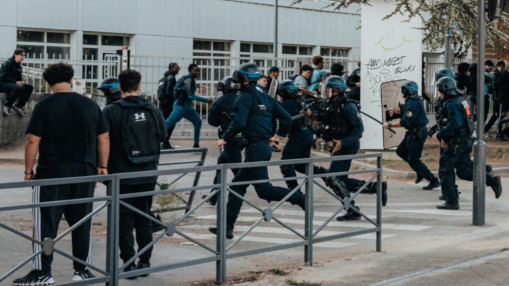 Après dix lycées perturbés lundi, nouvel appel au blocage ce mardi dans les Alpes-Maritimes Après dix lycées perturbés lundi, nouvel appel au blocage ce mardi dans les Alpes-Maritimes