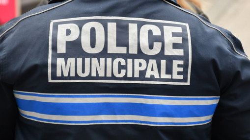 Harcèlement moral au travail : le directeur de la police municipale de Mougins visé par une enquête Harcèlement moral au travail : le directeur de la police municipale de Mougins visé par une enquête