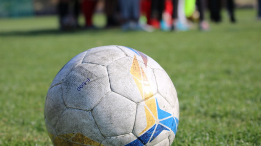 Il sort un couteau après qu’on lui a marché sur ses chaussures : un adolescent interpellé à un tournoi de foot à Nice Il sort un couteau après qu’on lui a marché sur ses chaussures : un adolescent interpellé à un tournoi de foot à Nice