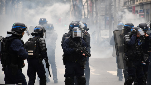 Manifestations &agrave; Nice : l'ultradroite s'en prend aux protestataires, 11 interpellations et trois bless&eacute;s