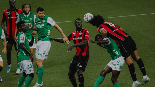 Nice-ASSE : maintien en Ligue 1 validé pour le Gym (4-1) Nice-ASSE : maintien en Ligue 1 validé pour le Gym (4-1)