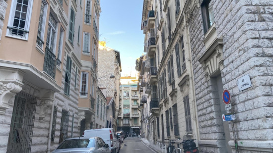 Alpes-Maritimes : 8 500 appels au 115 en 2024, la moitié sans solution d’hébergement Alpes-Maritimes : 8 500 appels au 115 en 2024, la moitié sans solution d’hébergement