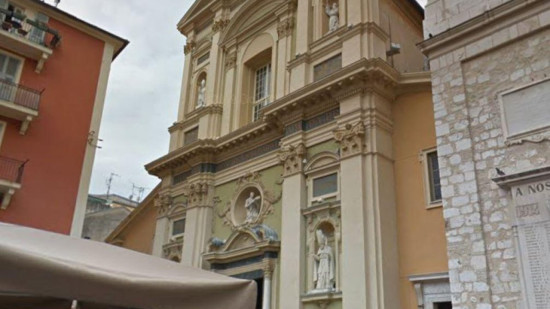 &Eacute;motion &agrave; Nice : une foule nombreuse aux obs&egrave;ques de Loana Petrucciani