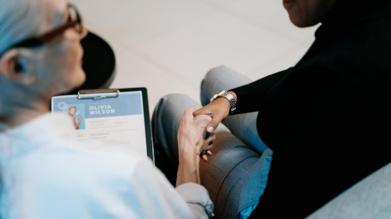 Emploi : les recrutements reculent en France, la région PACA limite la casse Emploi : les recrutements reculent en France, la région PACA limite la casse