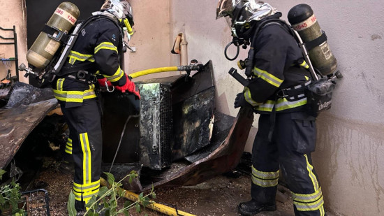 Incendie à Vence : une femme secourue par les pompiers au petit matin Incendie à Vence : une femme secourue par les pompiers au petit matin