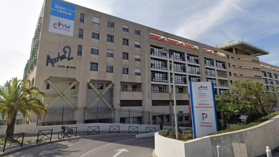 Incident électrique à l’hôpital l’Archet 2 à Nice : une épaisse fumée noire mobilise les pompiers Incident électrique à l’hôpital l’Archet 2 à Nice : une épaisse fumée noire mobilise les pompiers