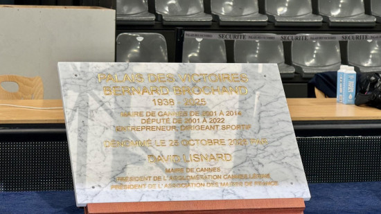 Le Palais des Victoires rebaptisé en hommage à Bernard Brochand