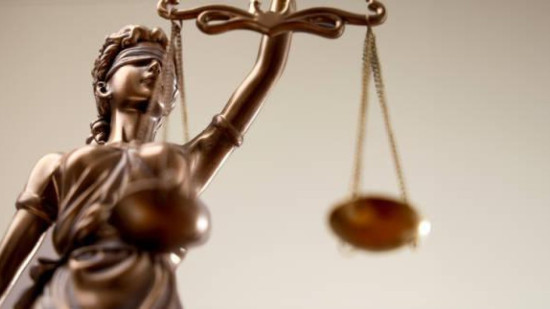 Nice: Garde à vue prolongée pour l'auteur présumé d'insultes antisémites et homophobes Nice: Garde à vue prolongée pour l'auteur présumé d'insultes antisémites et homophobes