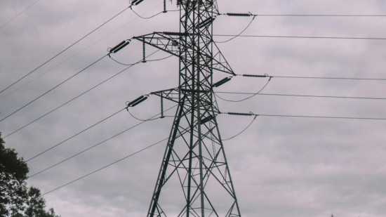 Villeneuve-Loubet : un pylône saboté, des coupures à prévoir dans les Alpes Maritimes Villeneuve-Loubet : un pylône saboté, des coupures à prévoir dans les Alpes Maritimes