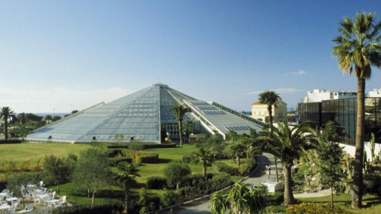 Nice est la ville française ayant le plus d'espaces verts en milieu urbain Nice est la ville française ayant le plus d'espaces verts en milieu urbain