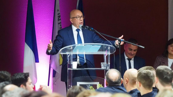 Le président des Républicains Eric Ciotti prêt à "voter une réforme juste" des retraites Le président des Républicains Eric Ciotti prêt à "voter une réforme juste" des retraites