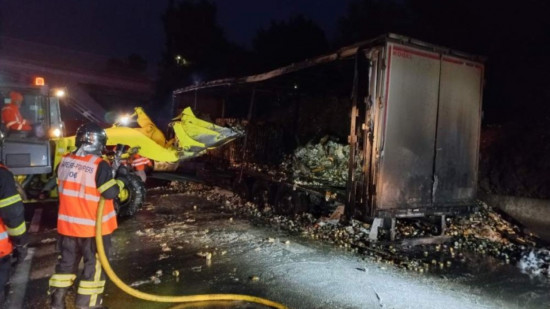A8 : retour à la normale après l'incendie d'un camion rempli de sardines à l'huile