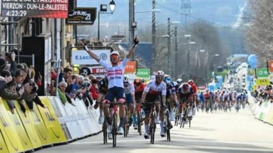 Christophe Laporte reste en jaune sur le Paris-Nice Christophe Laporte reste en jaune sur le Paris-Nice