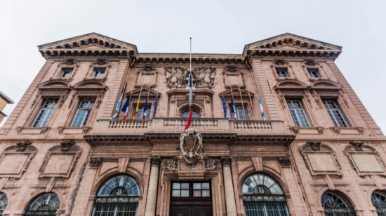 Effondrements : Marseille en deuil panse ses plaies