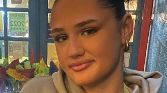 Eva, 16 ans, a disparu depuis une semaine à Nice : ses parents craignent de la voir rejoindre un réseau d'escort-girls Eva, 16 ans, a disparu depuis une semaine à Nice : ses parents craignent de la voir rejoindre un réseau d'escort-girls