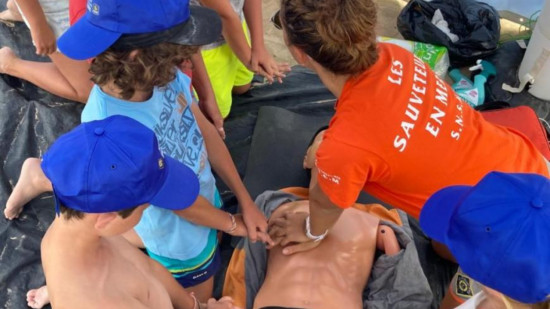 La SNSM explique aux enfants comment sauver des vies cet été La SNSM explique aux enfants comment sauver des vies cet été