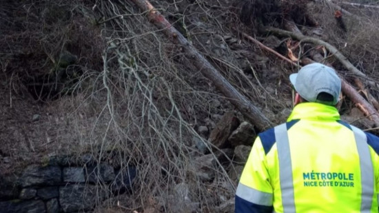 La Tinée coupée après un éboulement : la métropole espère une réouverture dans la journée La Tinée coupée après un éboulement : la métropole espère une réouverture dans la journée