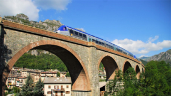 Ligne Nice - Tende : les habitants des vallées privés de train pendant plus d'un an Ligne Nice - Tende : les habitants des vallées privés de train pendant plus d'un an