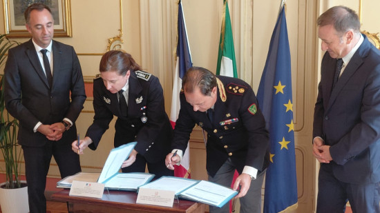 Lutte contre l'immigration clandestine : un protocole local exp&eacute;rimental sign&eacute; par la Police aux fronti&egrave;res des Alpes-Maritimes