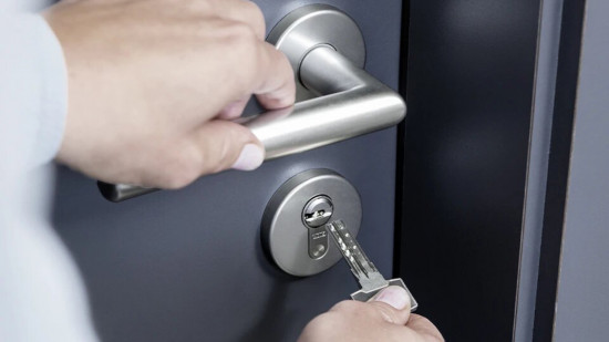 Nice : le locataire ne paye plus son loyer, le propriétaire squatte son propre studio