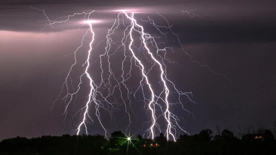 Nice : les Alpes-Maritimes en vigilance jaune aux orages ce vendredi matin