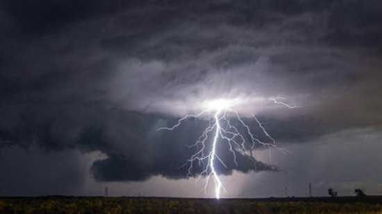 Nice : orages et fortes pluies, les Alpes-Maritimes en vigilance jaune d&egrave;s midi