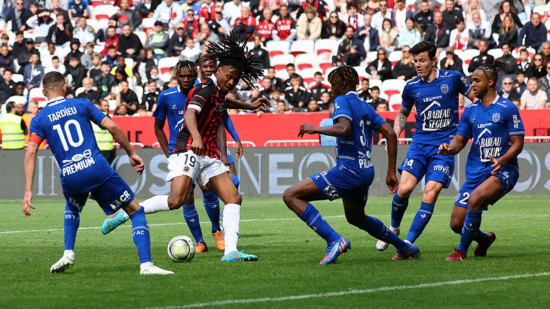 OGCN-ESTAC : Nice revient dans la course à l'Europe OGCN-ESTAC : Nice revient dans la course à l'Europe