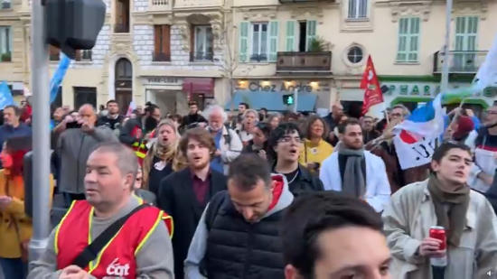 Réforme des retraites : mobilisation à Nice après l'annonce du 49-3 Réforme des retraites : mobilisation à Nice après l'annonce du 49-3