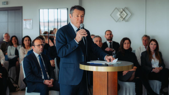 Rumeurs de maladie, enqu&ecirc;te judiciaire et tensions &eacute;lectorales : Christian Estrosi contre-attaque &agrave; Nice