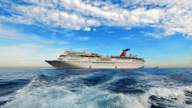 Croisi&egrave;res &agrave; Nice : &Eacute;ric Ciotti enterre le bras de fer avec l&rsquo;&Eacute;tat