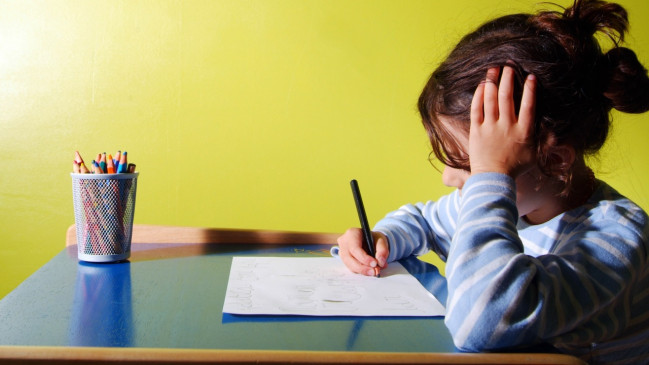 Fin de la gratuité des fournitures scolaires à Nice : l’opposition dénonce la nouvelle mesure d’Eric Ciotti Fin de la gratuité des fournitures scolaires à Nice : l’opposition dénonce la nouvelle mesure d’Eric Ciotti