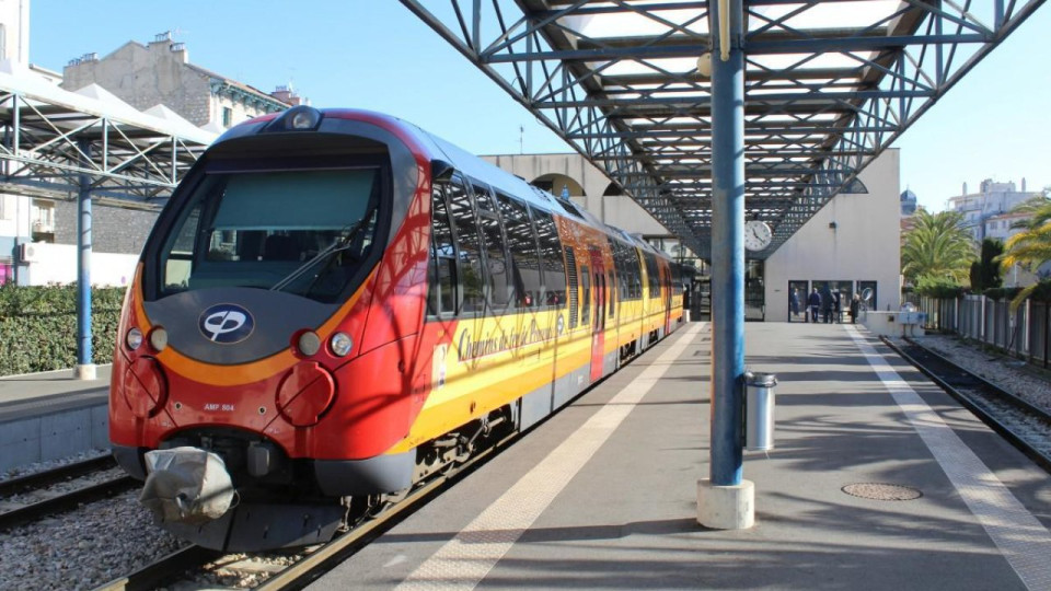 Agressions de contrôleurs : trafic interrompu aux Chemins de fer de Provence Agressions de contrôleurs : trafic interrompu aux Chemins de fer de Provence