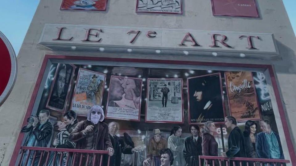 Cannes : une fresque modifiée pour dénoncer les violences sexuelles