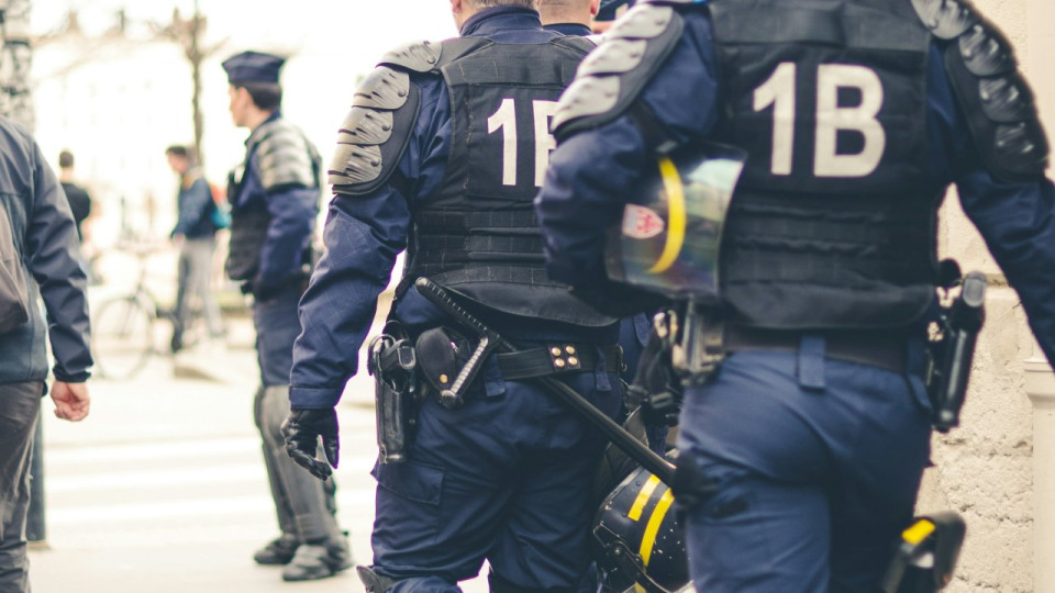 Deux CRS condamn&eacute;s apr&egrave;s l&rsquo;agression d&rsquo;un jeune homme &agrave; Nice