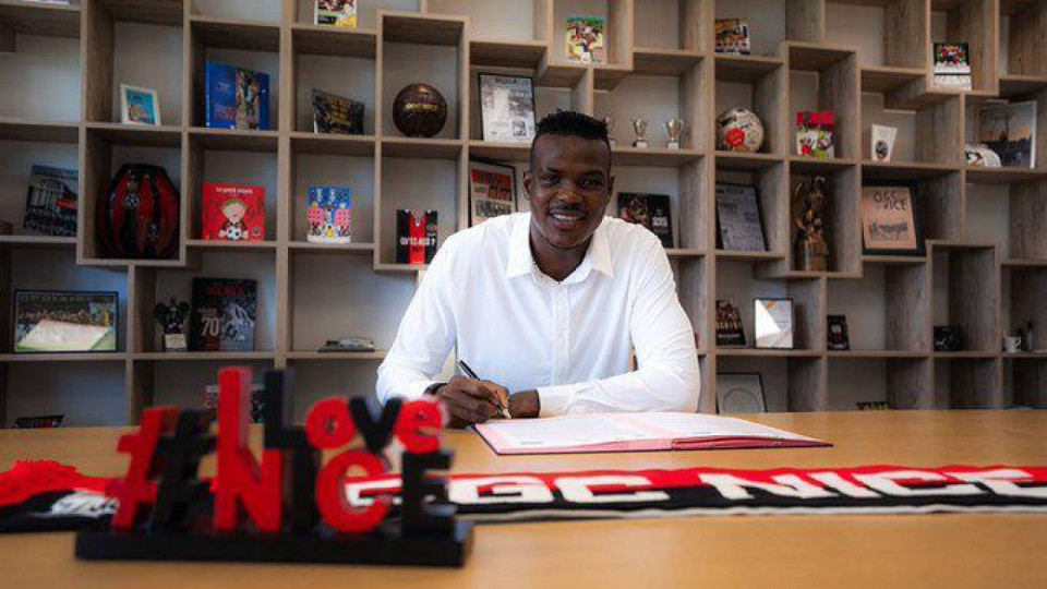 Football : l'OGC Nice renforce sa d&eacute;fense avec l'arriv&eacute;e de Juma Bah