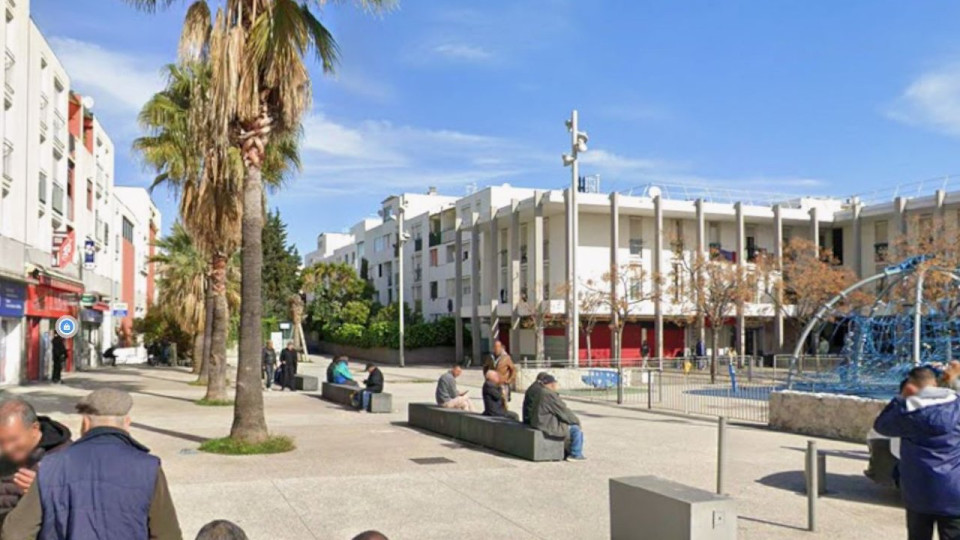 Fusillade aux Moulins &agrave; Nice : la voiture des assaillants retrouv&eacute;e incendi&eacute;e avec la trottinette du tireur