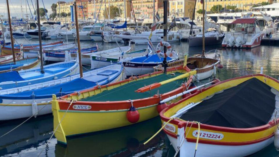 Incendie sur un bateau au port de Nice : un feu de batterie au lithium ma&icirc;tris&eacute;