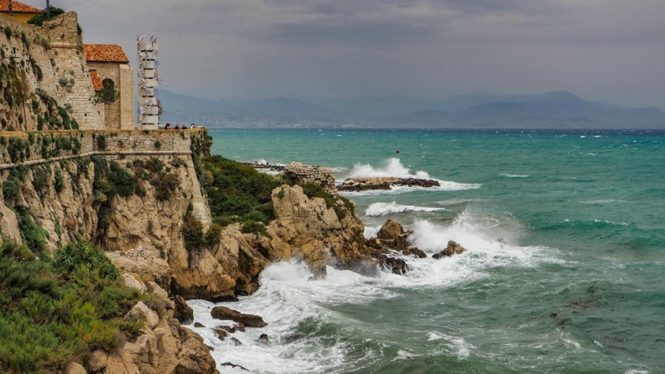La menace d'une p&eacute;nurie d'eau pour les villes m&eacute;diterran&eacute;ennes, 200 millions de personnes pourraient &ecirc;tre touch&eacute;es d'ici 2100