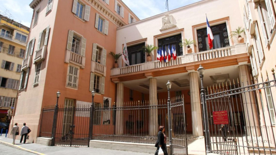 Le préfet rappelle Christian Estrosi à l’ordre après un bulletin municipal contesté Le préfet rappelle Christian Estrosi à l’ordre après un bulletin municipal contesté