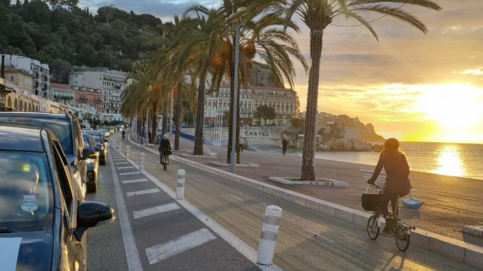 Les VTC mobilisés à Nice pour réclamer un meilleur encadrement de leur profession