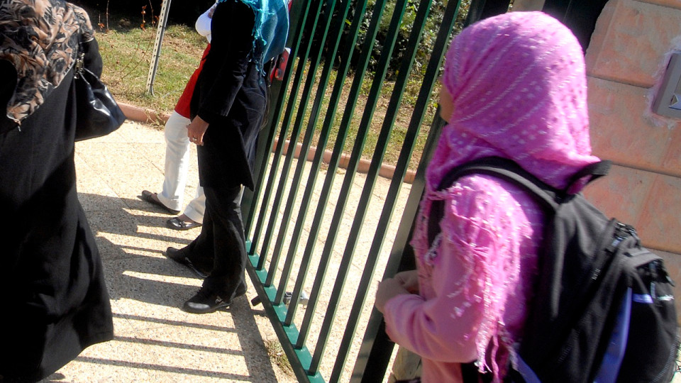 Prières dans des écoles de Nice : des faits "intolérables" selon le ministre Pap Ndiaye