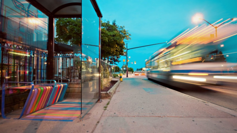 Air pollu&eacute; : transports gratuits &agrave; Nice, circulation diff&eacute;renci&eacute;e &agrave; Marseille