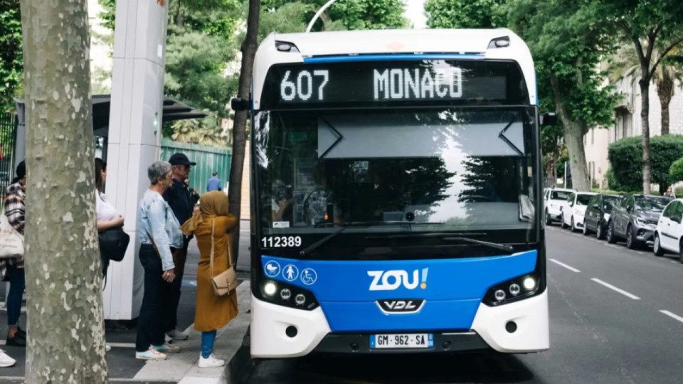 Alpes d&rsquo;Azur : le transport &agrave; la demande prolong&eacute; de quatre mois, la R&eacute;gion renvoie la facture &agrave; l&rsquo;intercommunalit&eacute;